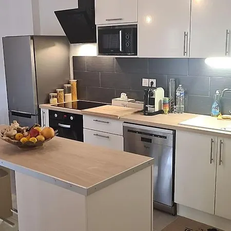 Cosy De 2 מונפלייה