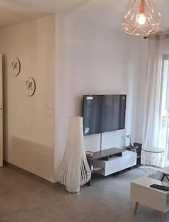 Apartman Cosy De 2 *